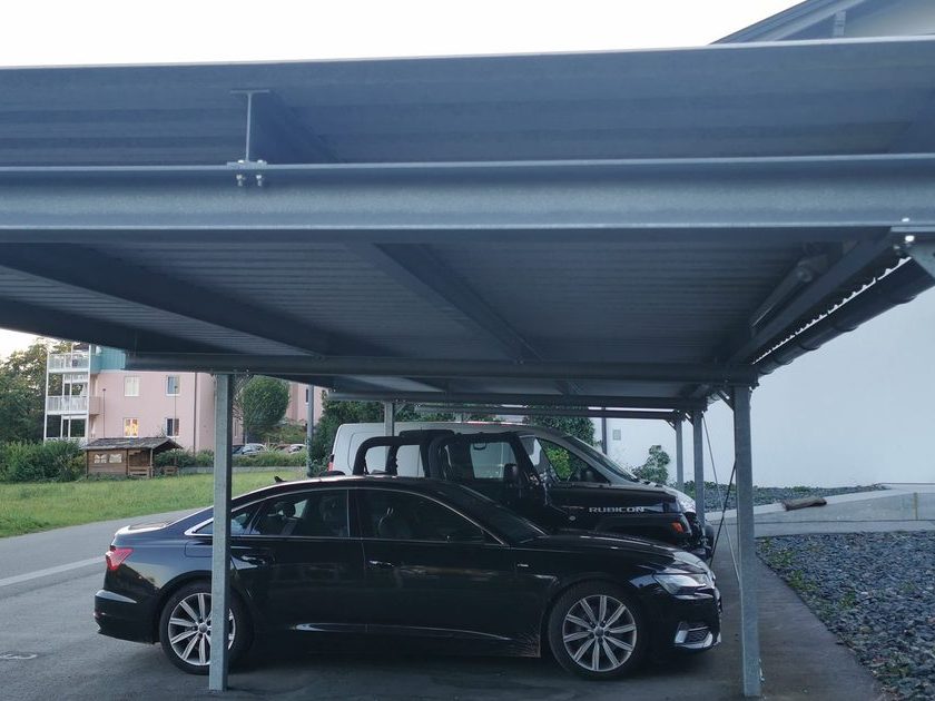 Stahlcarport von ihrcarport.eu